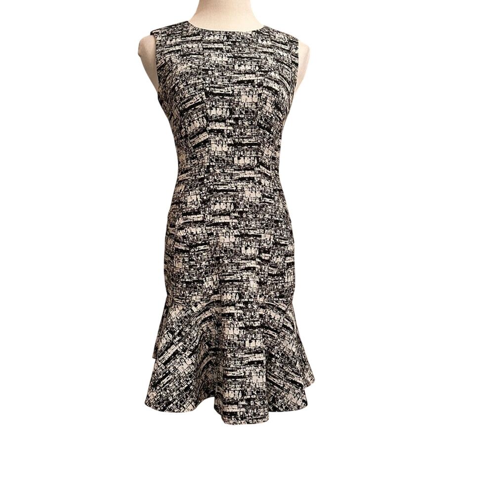 Diane Von Furstenberg Womens Chic Black and White Sleeveless Dress Size 4